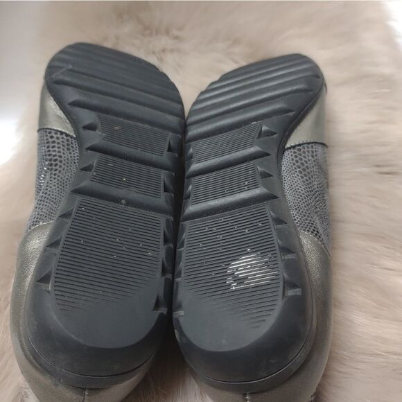 Vaneli
Sport Aroma Round toe Shoe - Picture 6 of 6